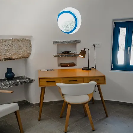 Zen Blue Mills - Luxury In Kea Island Villa *