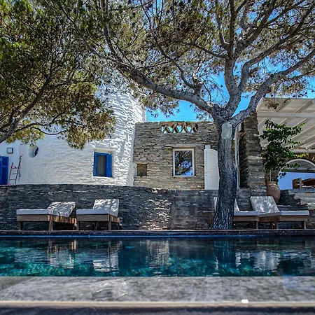 Zen Blue Mills - Luxury In Kea Island Villa *