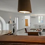 Zen Blue Mills Villa *