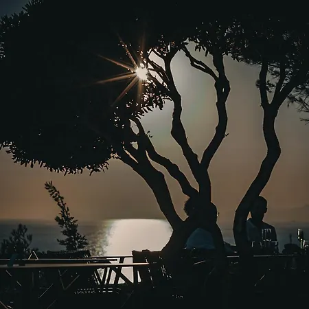 Zen Blue Mills - Luxury In Kea Island *